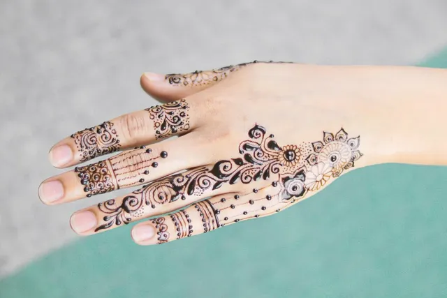 mehndi designs full back hand