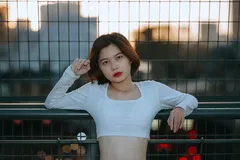 girl-sad1-4