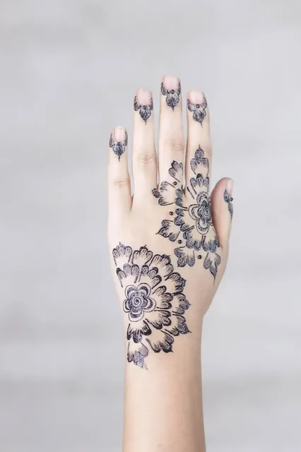 Royal back hand mehndi design