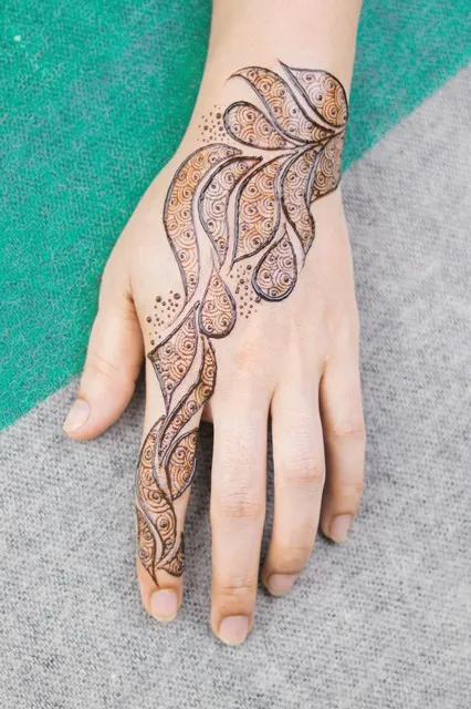 royal front hand mehndi design arabic
