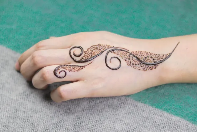 best arabic mehndi designs for front hand
