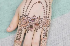Little-Hand-Tattoo-Ideas22
