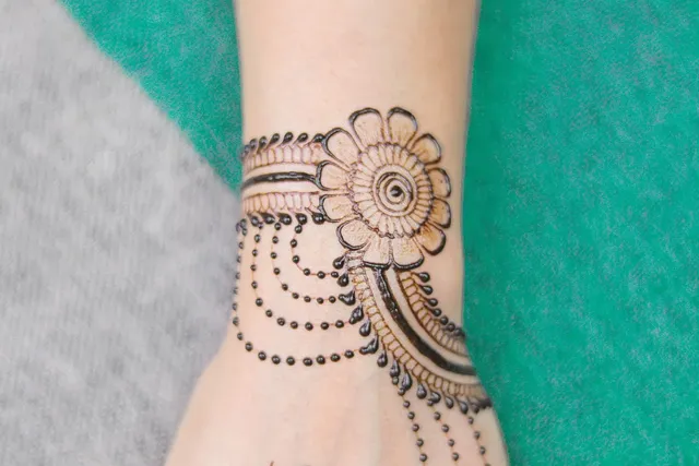 Arabic Mehndi Designs33