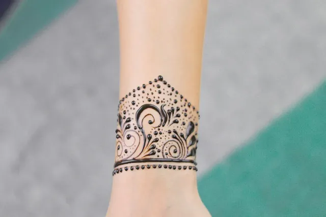royal front hand mehndi design full hand 2
