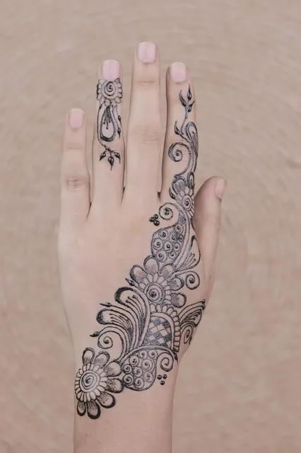 dulhan wedding mehndi designs