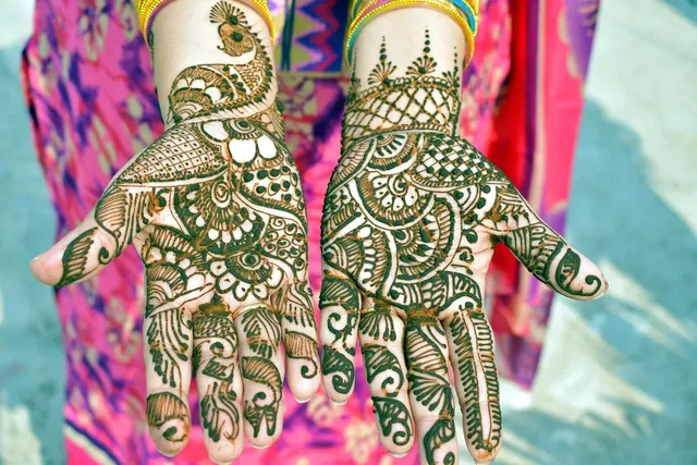 Beautiful Bridal Mehndi Design At The Back Of The Hand