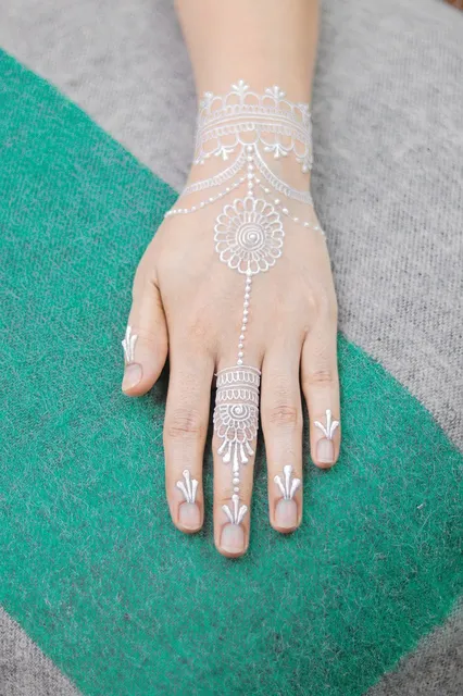 wedding mehndi designs for legs