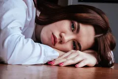 girl-sad1-9