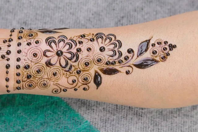arabic mehndi designs half hand