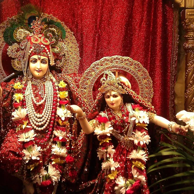 romantic radha krishna images