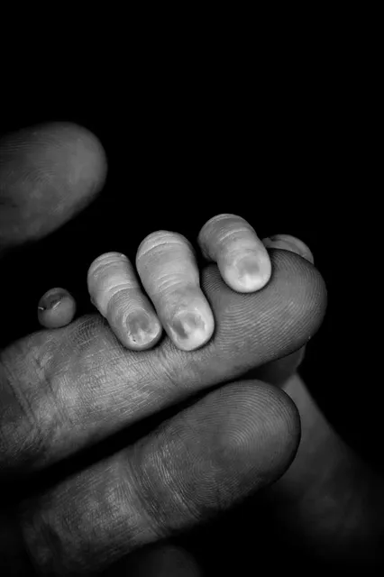 mom dad finger tattoo