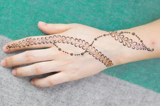 bridal mehndi designs 37