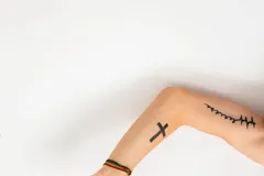 Simple-tattoo-ideas-for-man02