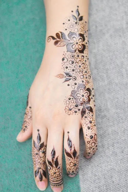 bridal mehndi designs 31
